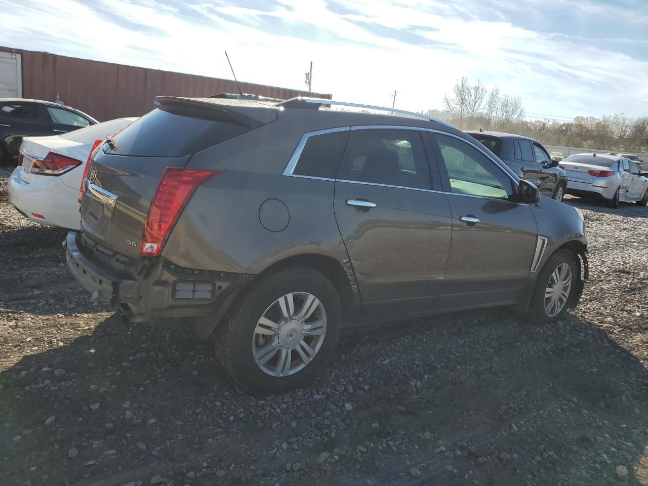 Image 3 of 2016 CADILLAC SRX LUXURY COLLECTION 2016 with VIN 3GYFNBE35GS527216