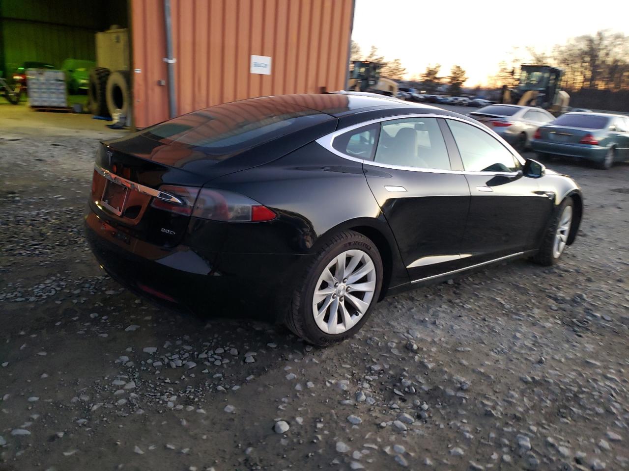 Image 3 of 2016 TESLA MODEL S  2016 with VIN 5YJSA1E2XGF137464