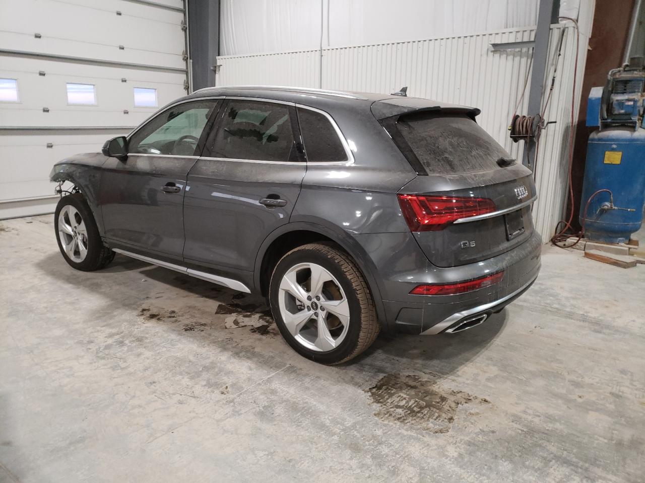 Image 2 of 2022 AUDI Q5 PREMIUM PLUS 45 2022 with VIN WA1EAAFY1N2071588