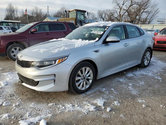 Obraz 1 z 2016 KIA OPTIMA LX 2016 z VIN 5XXGT4L32GG006006