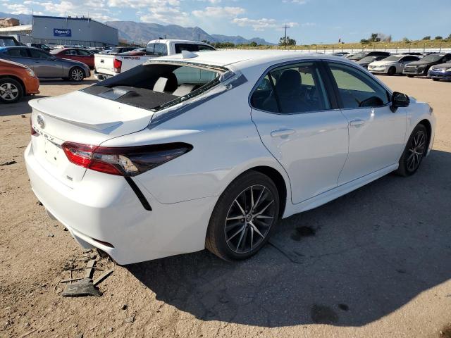 Obraz 3 z 2022 TOYOTA CAMRY SE 2022 z VIN 4T1G11AK8NU652202