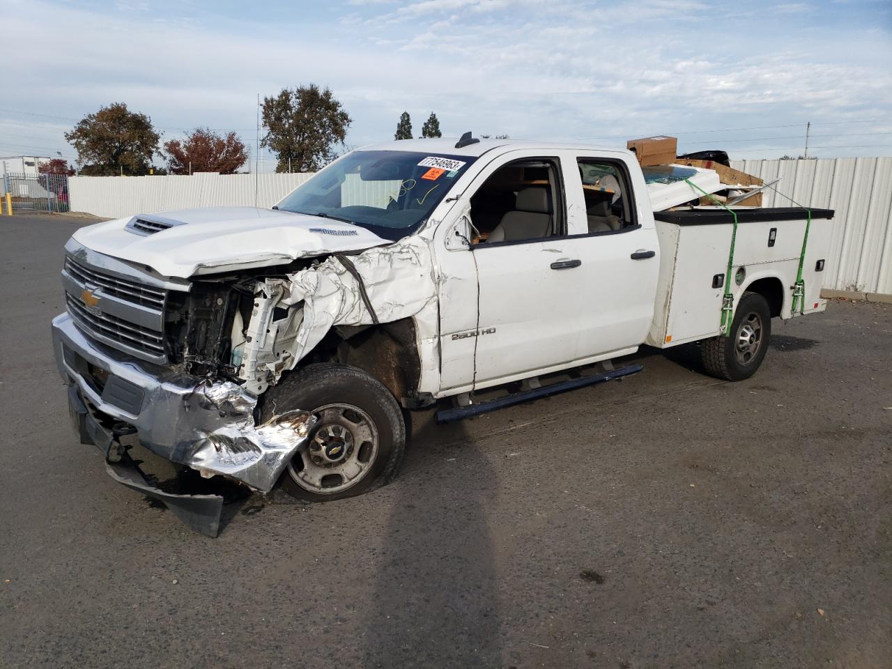 Изображение 1 2017 CHEVROLET SILVERADO C2500 HEAVY DUTY 2017 с VIN 1GB2CUEY0HZ372553