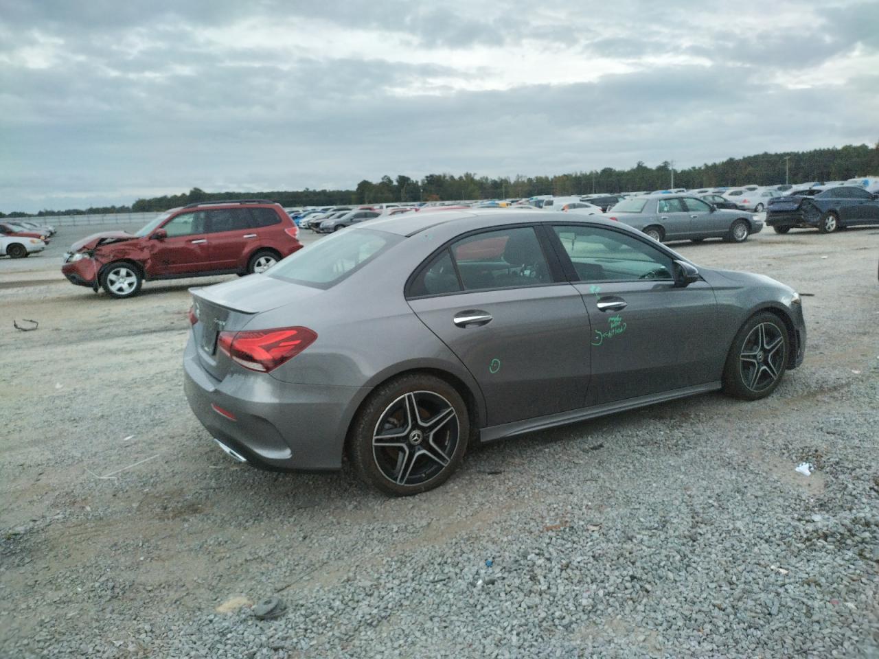 Image 3 of 2019 MERCEDES-BENZ A 220 4MATIC 2019 with VIN WDD3G4FB8KW002738