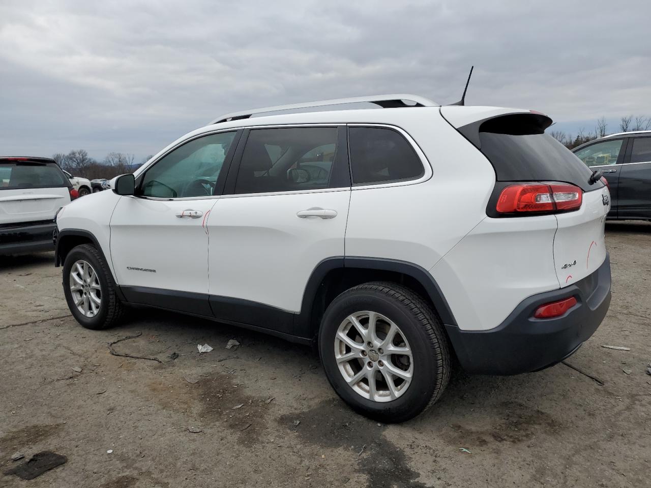 Image 2 of 2018 JEEP CHEROKEE LATITUDE PLUS 2018 with VIN 1C4PJMLB8JD522546
