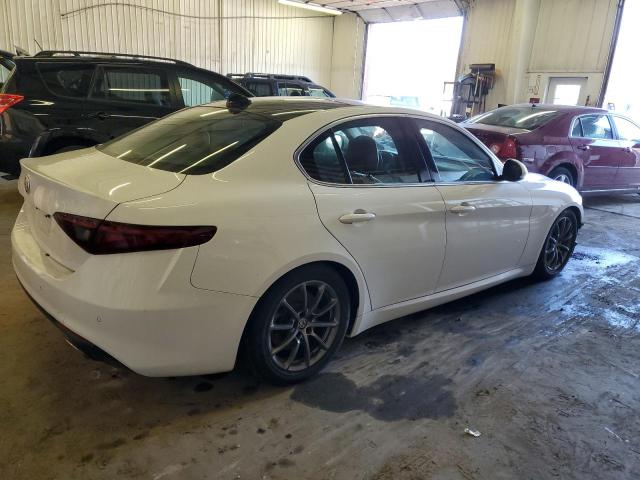 Obraz 3 z 2017 ALFA ROMEO GIULIA Q4 2017 z VIN ZARFAEDNXH7547067