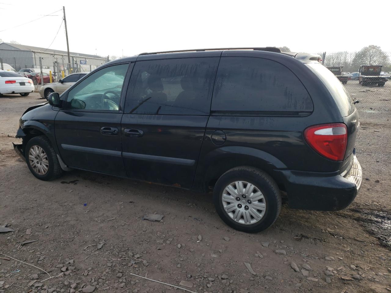 Obraz 2 z 2005 CHRYSLER TOWN & COUNTRY  2005 z VIN 1C8GP45R95B322820