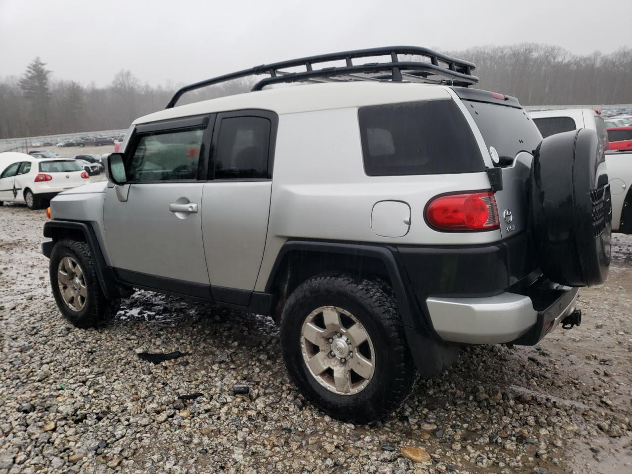 Изображение 2 2007 TOYOTA FJ CRUISER  2007 с VIN JTEBU11F170046335