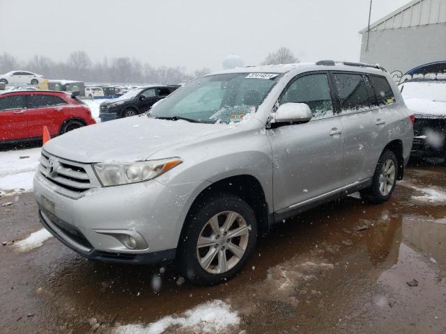 Изображение 1 2013 TOYOTA HIGHLANDER BASE 2013 с VIN 5TDBK3EH0DS257858