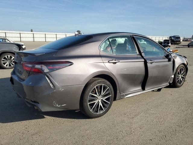 Obraz 3 z 2021 TOYOTA CAMRY SE 2021 z VIN 4T1G11AK1MU524933