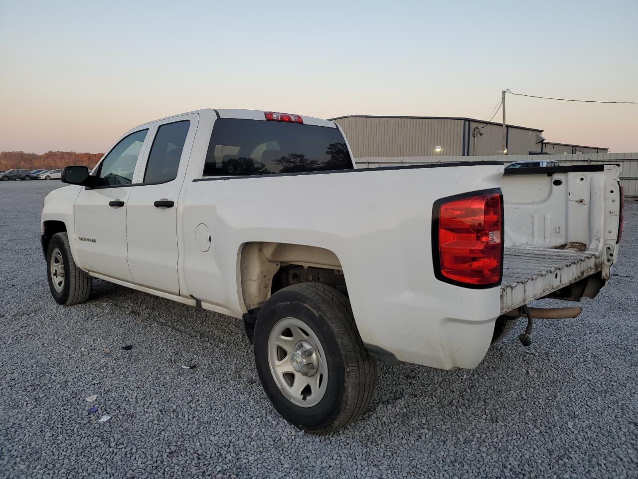 Obraz 2 z 2018 CHEVROLET SILVERADO C1500 2018 z VIN 1GCRCNEC8JZ340380