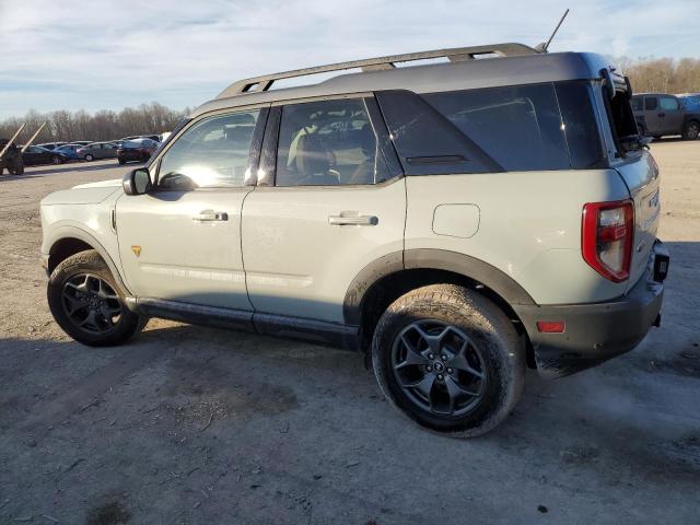 Obraz 2 z 2021 FORD BRONCO SPORT BADLANDS 2021 z VIN 3FMCR9D90MRA41424