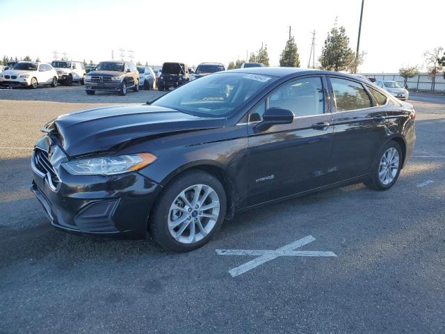 Image 1 of 2019 FORD FUSION SE 2019 with VIN 3FA6P0LU6KR255328