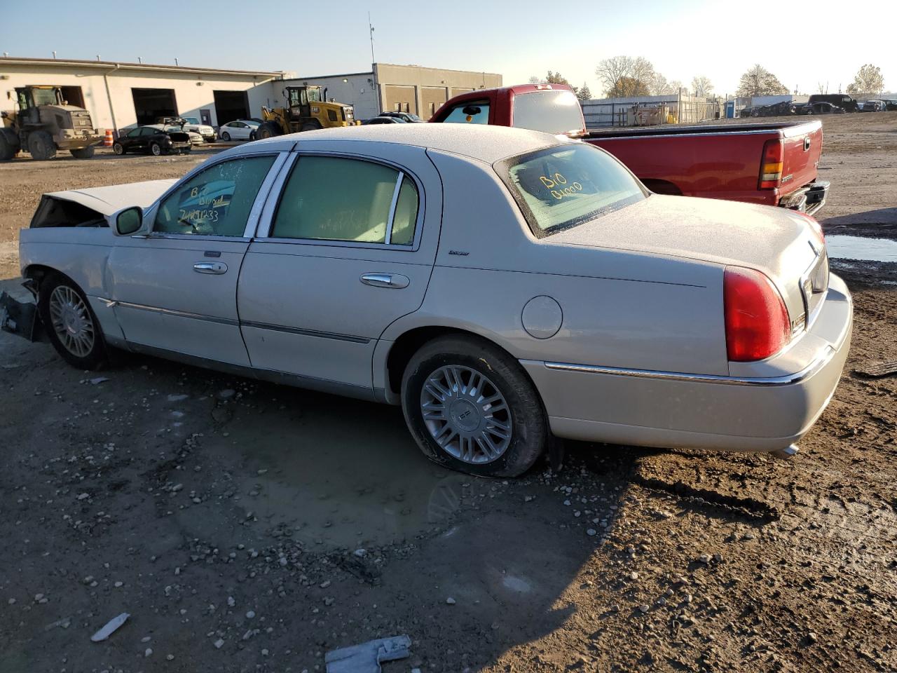 Obraz 2 z 2006 LINCOLN TOWN CAR DESIGNER 2006 z VIN 1LNHM83V86Y632019