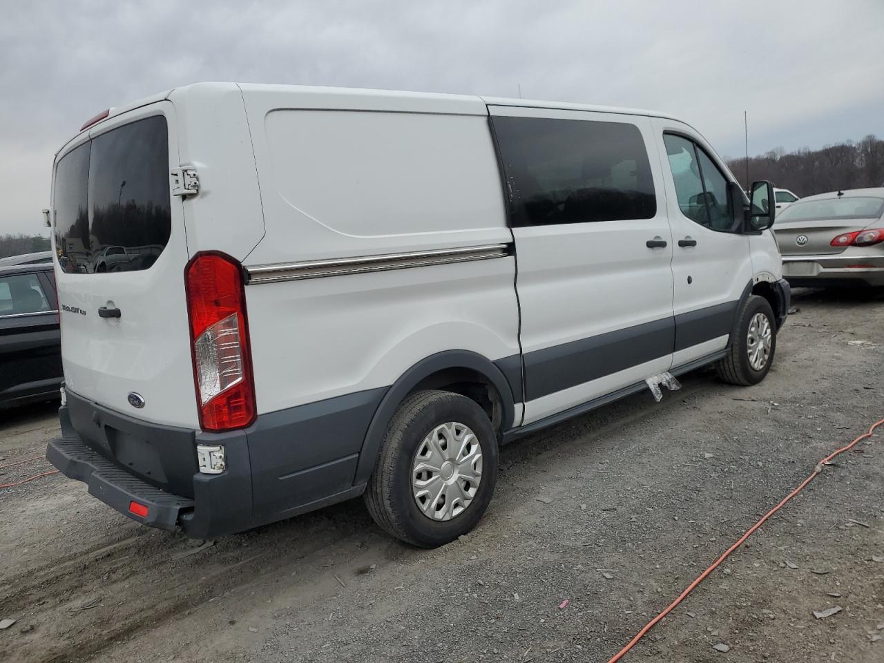 Изображение 3 2018 FORD TRANSIT T-150 2018 с VIN 1FTYE1YM2JKA07166
