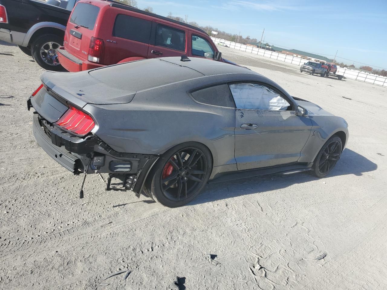 Obraz 3 z 2021 FORD MUSTANG SHELBY GT500 2021 z VIN 1FA6P8SJ6M5503489