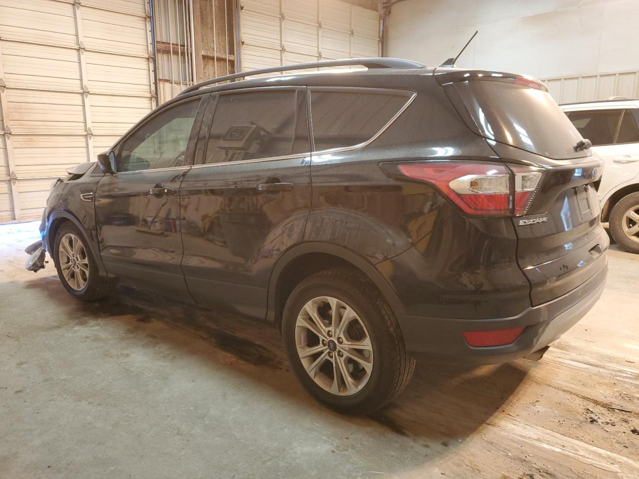 Изображение 2 2018 FORD ESCAPE SEL 2018 с VIN 1FMCU0HD1JUA49609