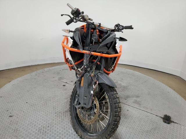 Image 2 of 2018 KTM 1290 SUPER ADVENTURE R 2018 with VIN VBKV59405JM990366