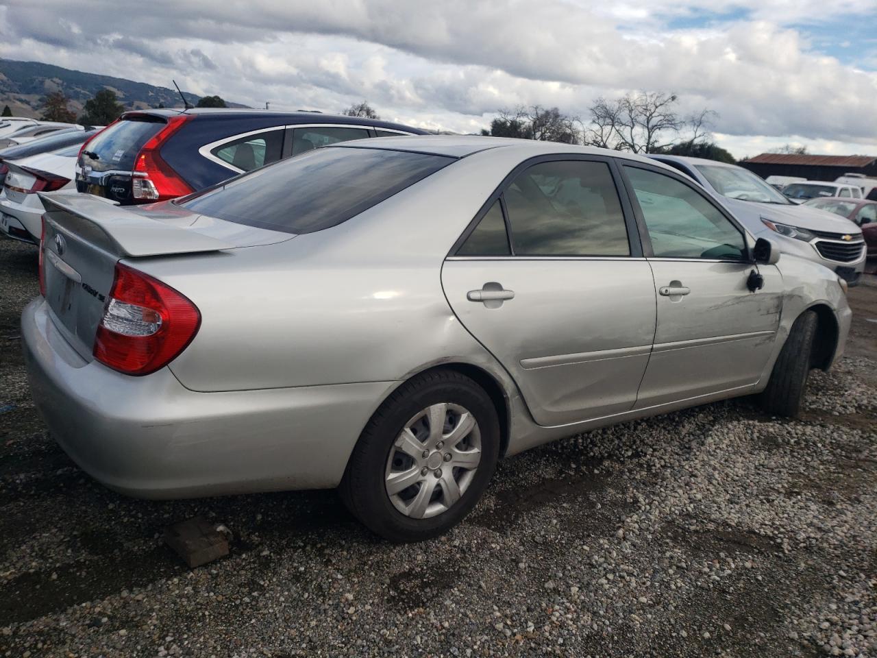 Obraz 3 z 2004 TOYOTA CAMRY LE 2004 z VIN 4T1BE32K34U284924