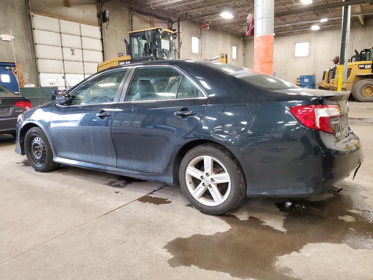 Obraz 2 z 2014 TOYOTA CAMRY L 2014 z VIN 4T1BF1FK1EU388244