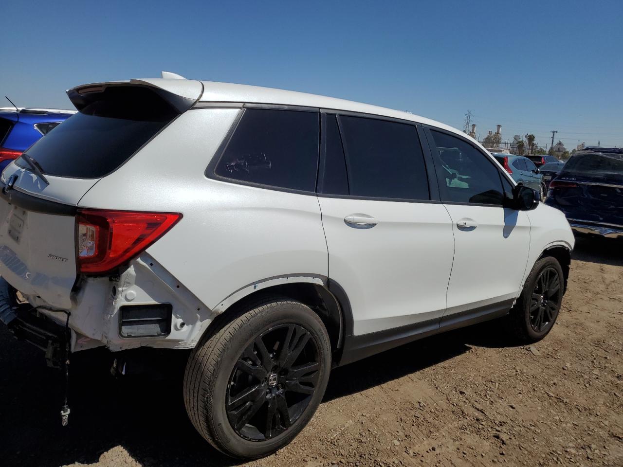 Image 3 of 2021 HONDA PASSPORT SPORT 2021 with VIN 5FNYF7H21MB005568