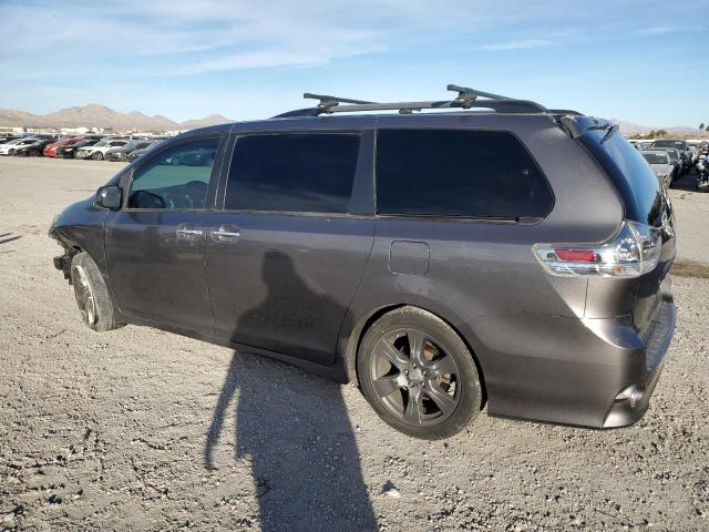 Изображение 2 2017 TOYOTA SIENNA SE 2017 с VIN 5TDXZ3DC6HS774997