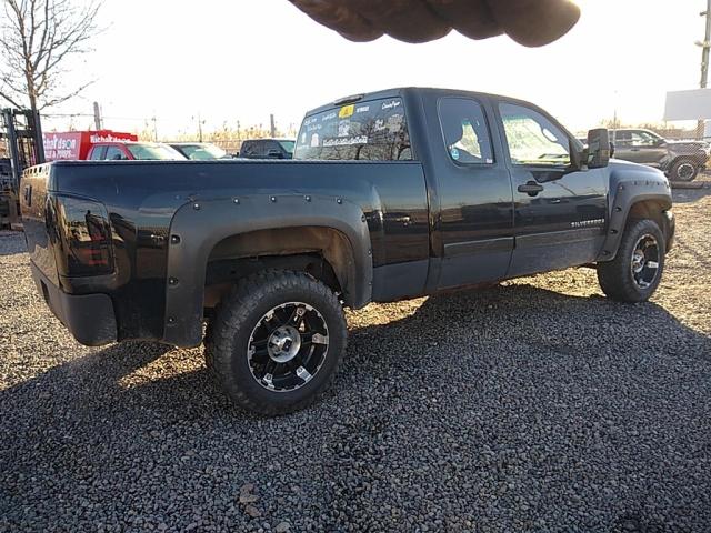 Image 3 of 2007 CHEVROLET SILVERADO K1500 2007 with VIN 1GCEK19J07Z513160