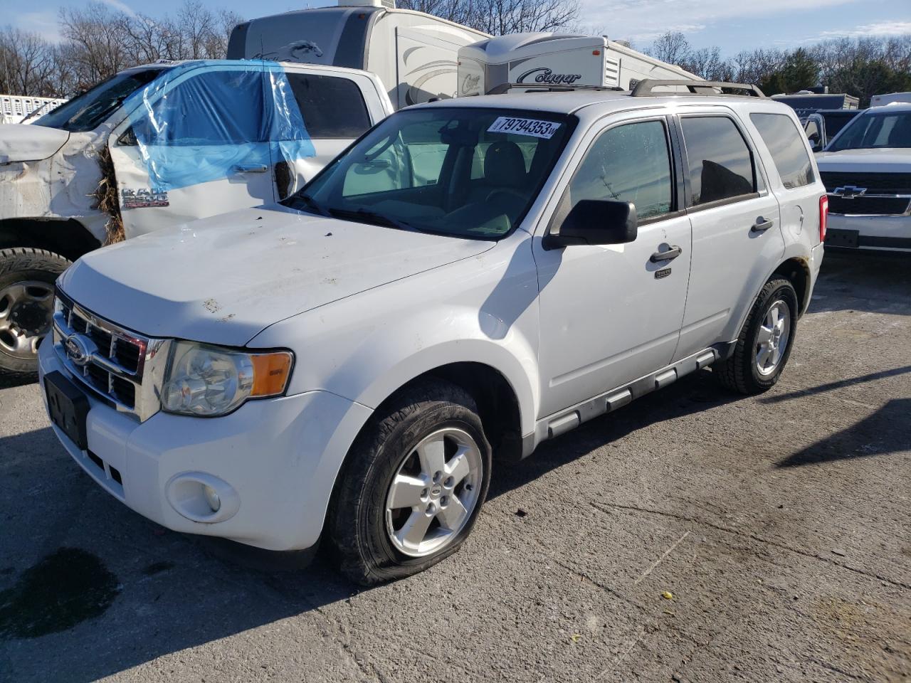 Image 1 of 2011 FORD ESCAPE XLT 2011 with VIN 1FMCU9D77BKA94085