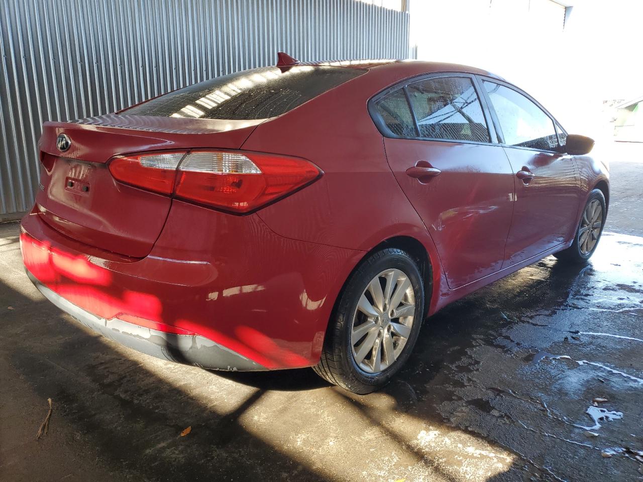 Image 3 of 2015 KIA FORTE LX 2015 with VIN KNAFX4A6XF5381283