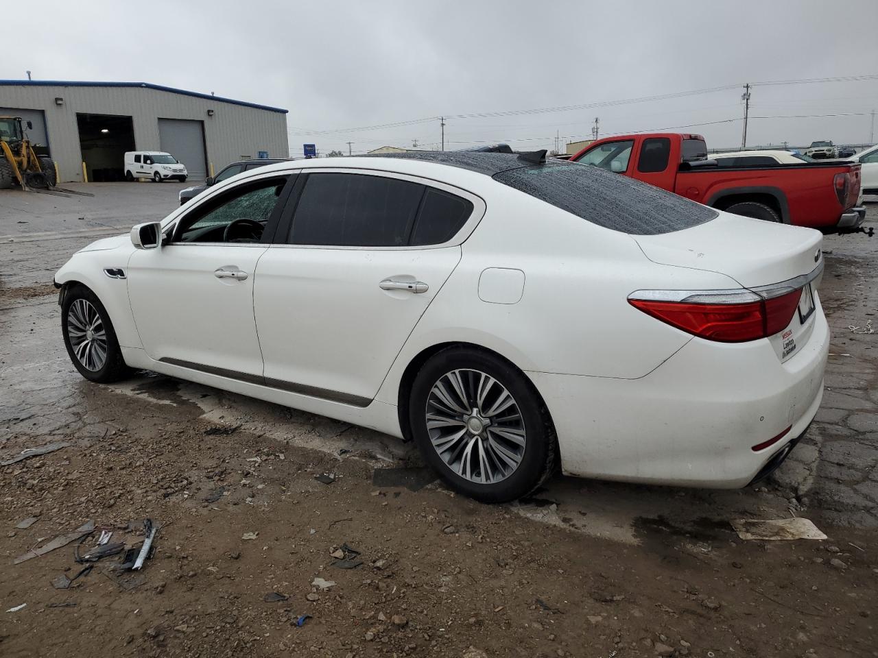 Image 2 of 2016 KIA K900  2016 with VIN KNALU4D33G6032166