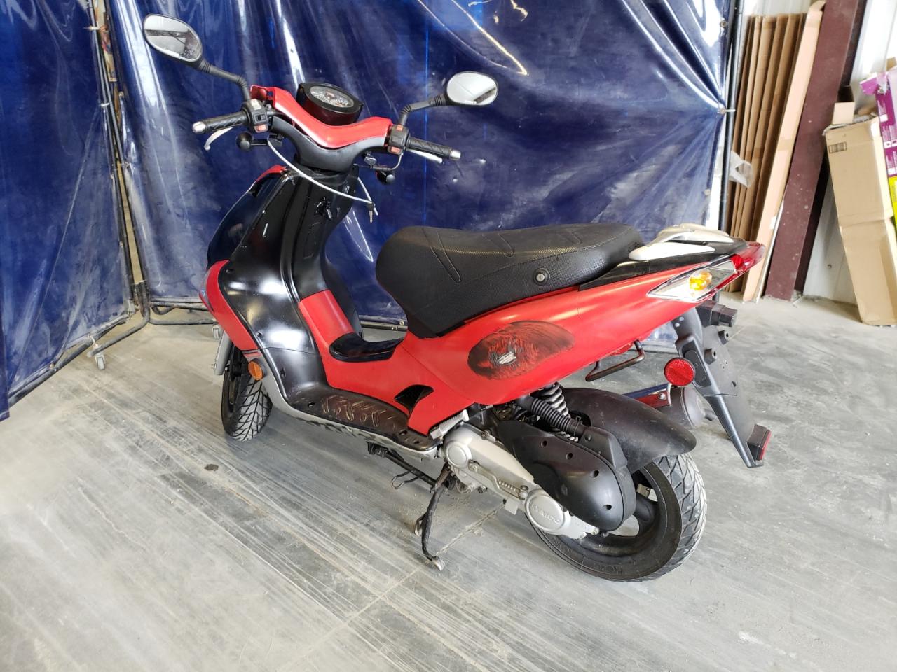 Obraz 3 z 2002 KYMCO USA INC SUPER 9 2002 z VIN RFBSHAAE728900292