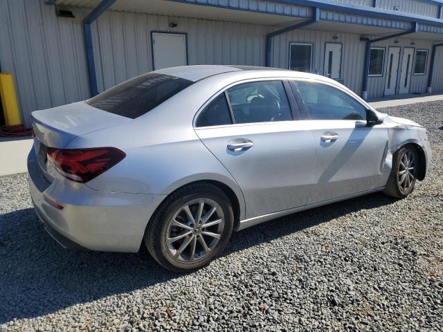 Image 3 of 2020 MERCEDES-BENZ A 220 2020 with VIN W1K3G4EB7LJ201490