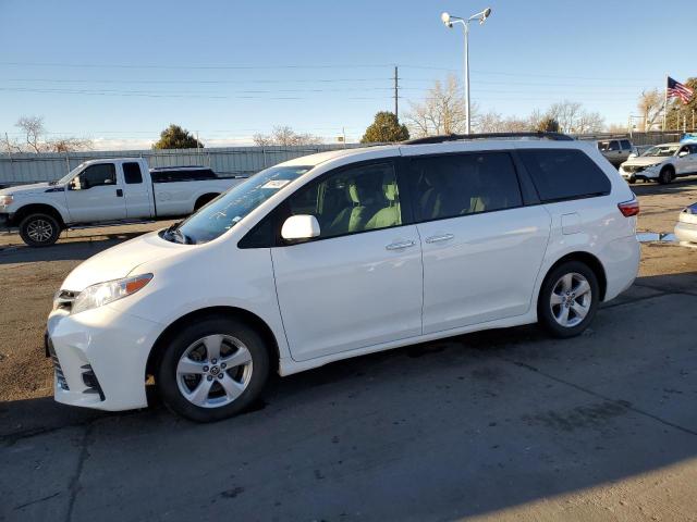 2020 TOYOTA SIENNA LE 2020 image