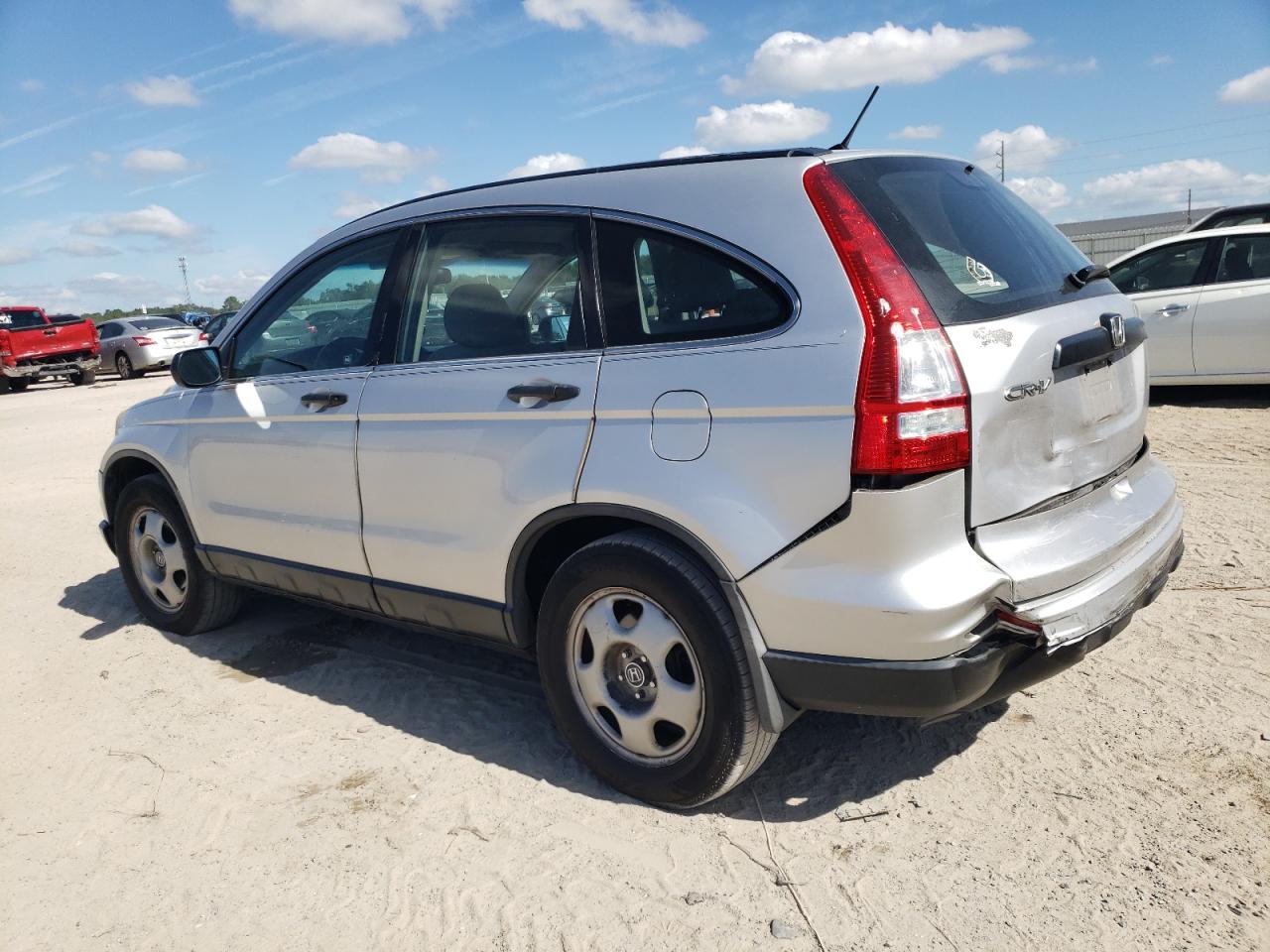 Obraz 2 z 2011 HONDA CR-V LX 2011 z VIN 5J6RE3H37BL042931