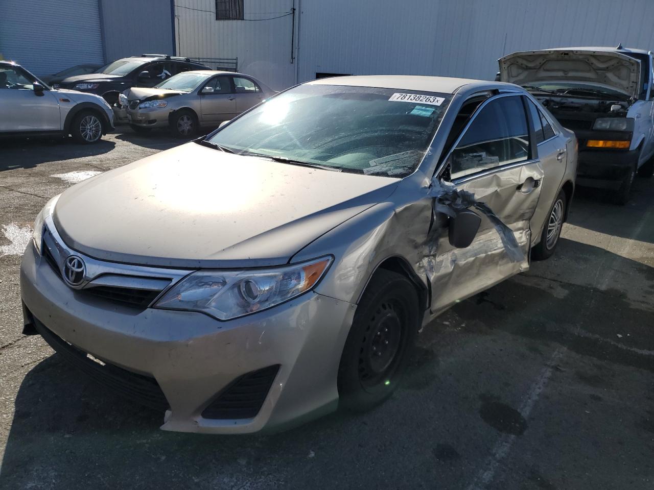 Image 1 of 2014 TOYOTA CAMRY L 2014 with VIN 4T4BF1FK9ER337077