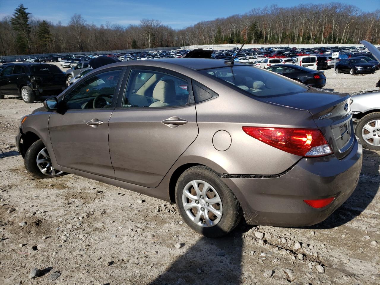 Image 2 of 2013 HYUNDAI ACCENT GLS 2013 with VIN KMHCT4AE9DU509441