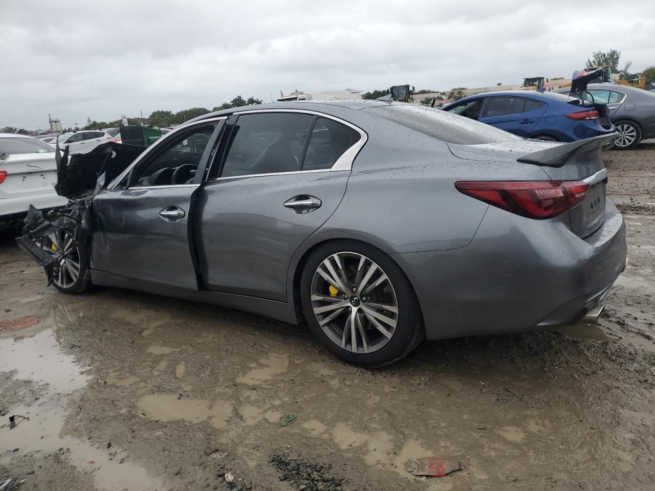 Изображение 2 2018 INFINITI Q50 LUXE 2018 с VIN JN1EV7AP9JM365625