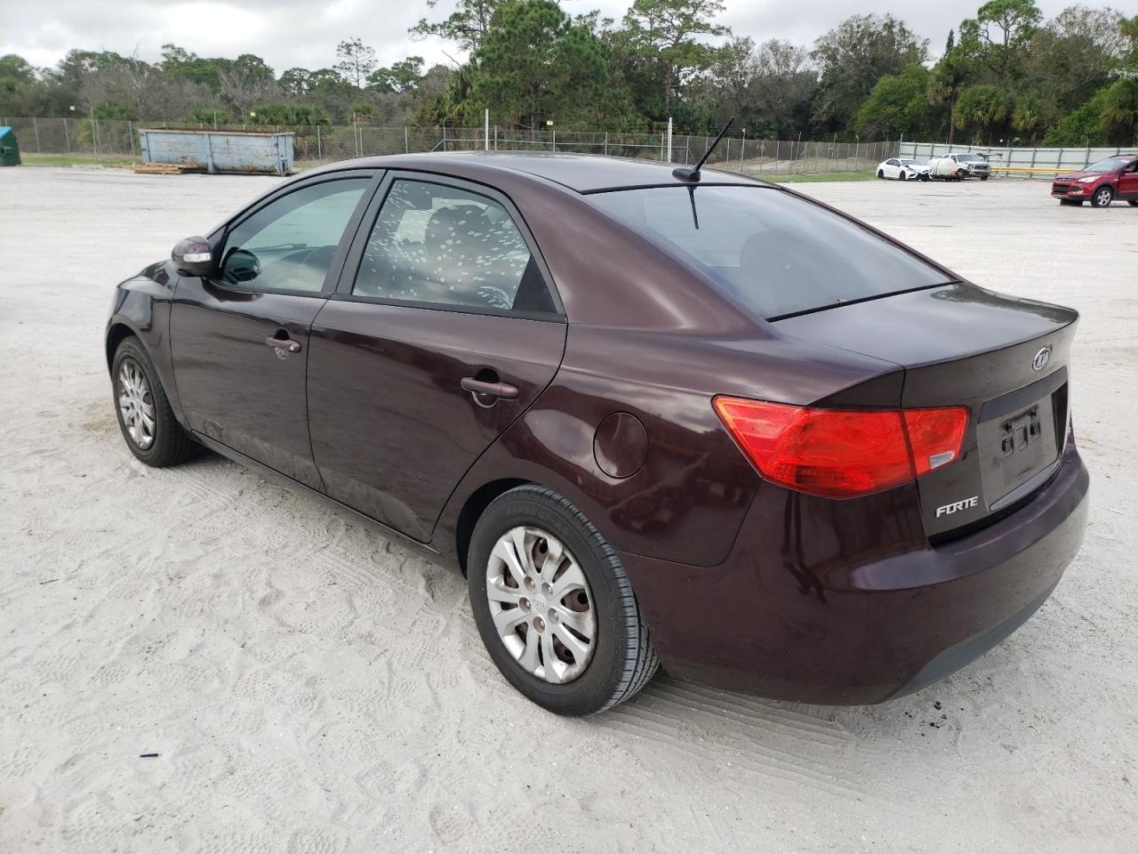 Image 2 of 2010 KIA FORTE EX 2010 with VIN KNAFU4A25A5312242