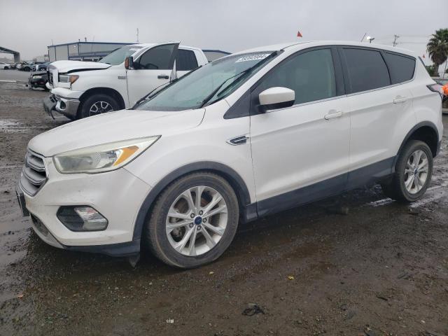 Изображение 1 2017 FORD ESCAPE SE 2017 с VIN 1FMCU0GD0HUC51269