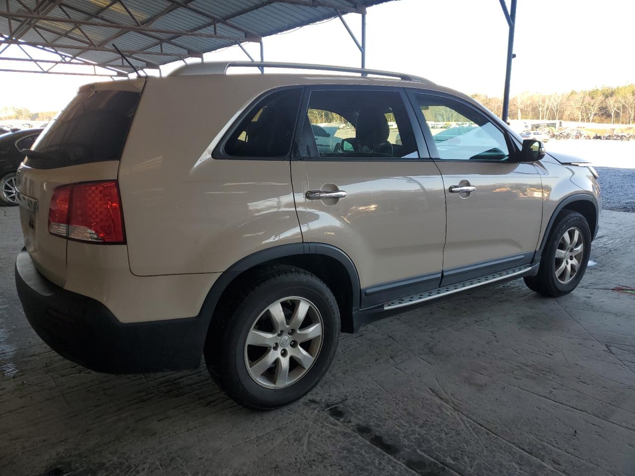 Изображение 3 2011 KIA SORENTO BASE 2011 с VIN 5XYKT3A1XBG164622