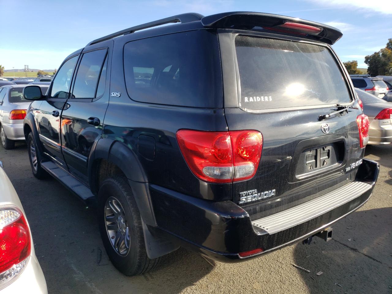 Image 2 of 2005 TOYOTA SEQUOIA SR5 2005 with VIN 5TDBT44A05S244374