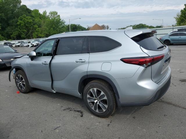 Изображение 2 2021 TOYOTA HIGHLANDER XLE 2021 с VIN 5TDGZRBH5MS160633