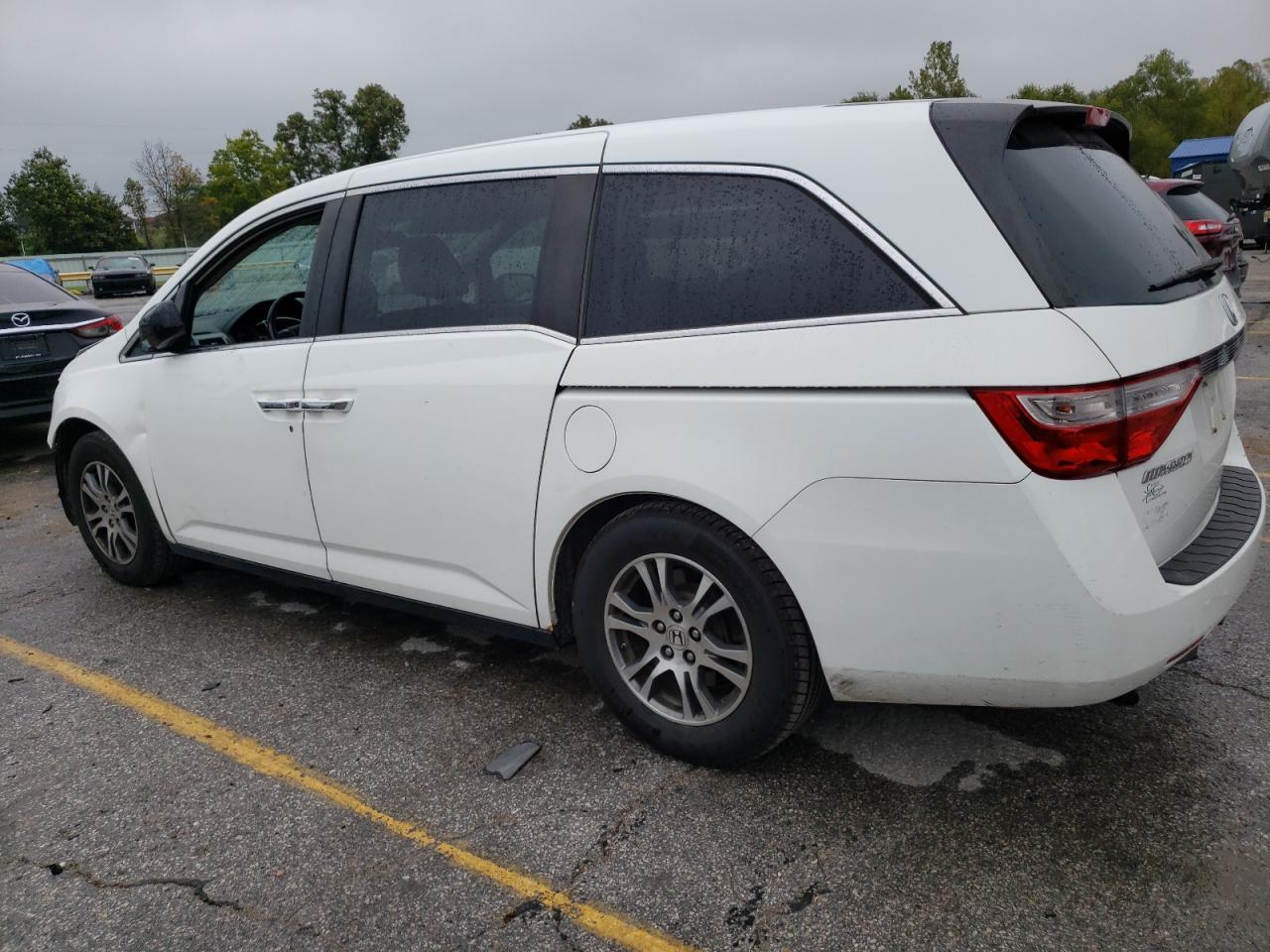 Image 2 of 2013 HONDA ODYSSEY EXL 2013 with VIN 5FNRL5H67DB065178