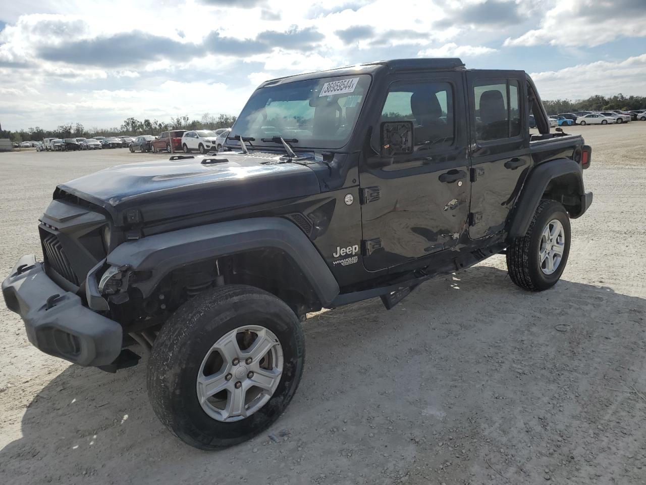 Image 1 of 2018 JEEP WRANGLER UNLIMITED SPORT 2018 with VIN 1C4HJXDG0JW129063
