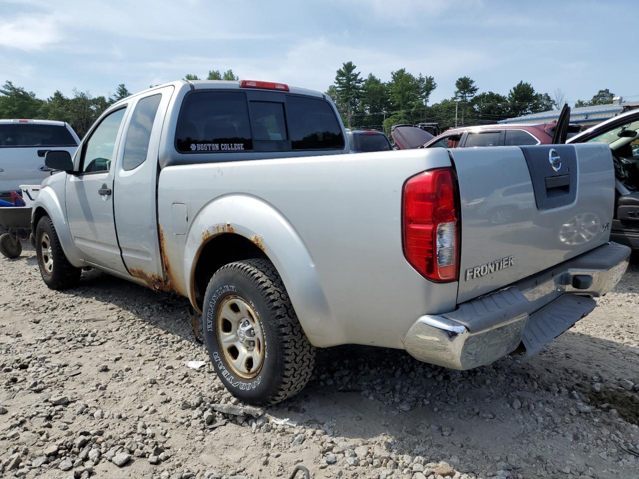 Изображение 2 2005 NISSAN FRONTIER KING CAB XE 2005 с VIN 1N6BD06T15C464111