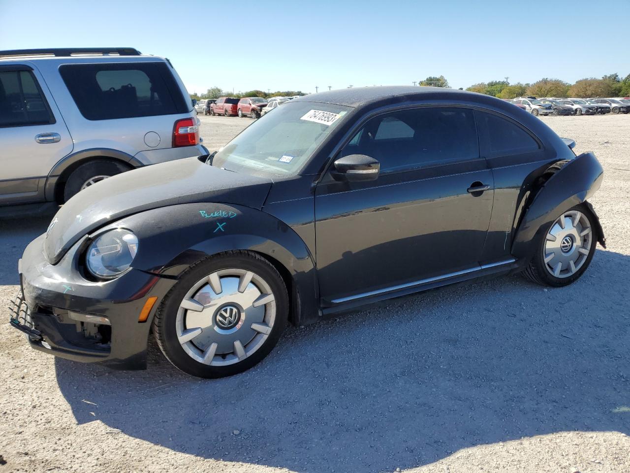 2018 VOLKSWAGEN BEETLE S 2018 image