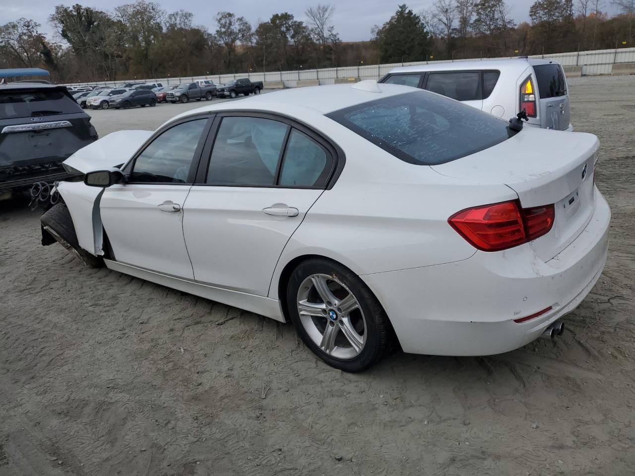 Image 2 of 2013 BMW 328 I 2013 with VIN WBA3A5G50DNP22017