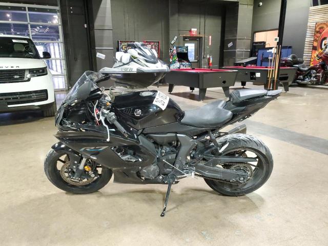 Obraz 3 z 2023 YAMAHA YZFR7  2023 z VIN JYARM38E0PA006636