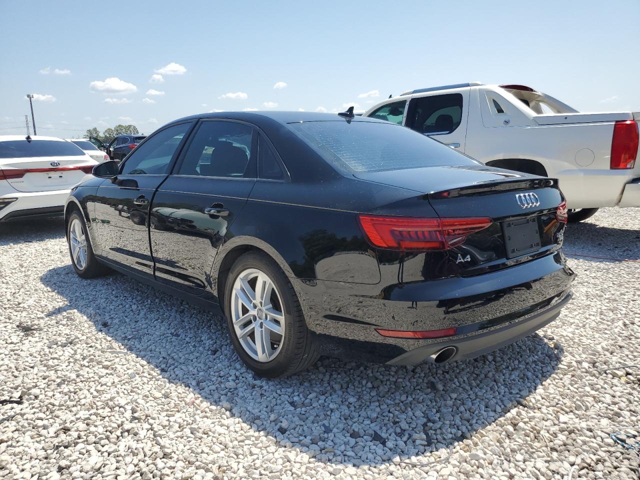 Изображение 2 2017 AUDI A4 ULTRA PREMIUM 2017 с VIN WAUGMAF40HN062805
