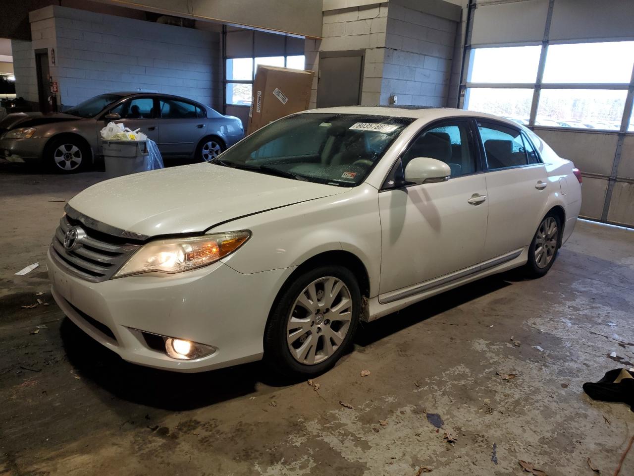 Image 1 of 2011 TOYOTA AVALON BASE 2011 with VIN 4T1BK3DB7BU405053