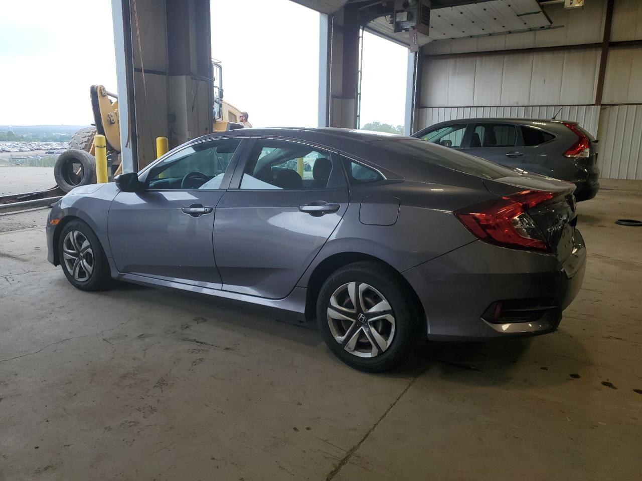 Изображение 2 2017 HONDA CIVIC LX 2017 с VIN 19XFC2F52HE008958